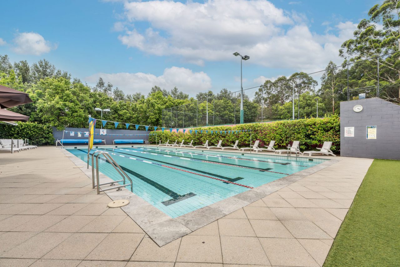 RY_Hero_Swim_Outdoor_Pool_1_sml